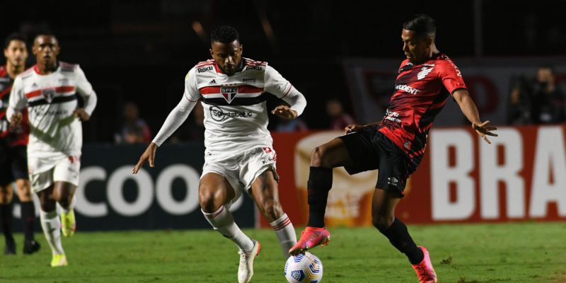 São Paulo e Athletico-PR empatam e seguem ameaçados no Brasileiro