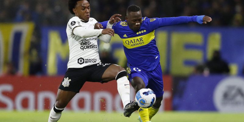 Libertadores: Corinthians segura empate com o Boca na Bombonera