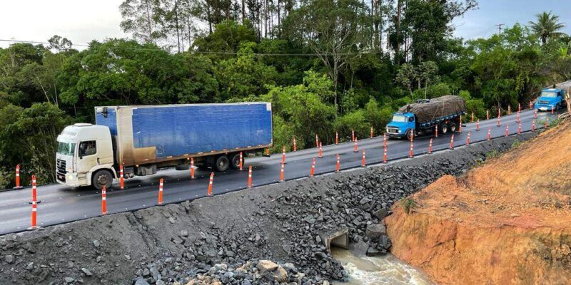 Trânsito é liberado em desvio provisório na BR-101, em Aracruz