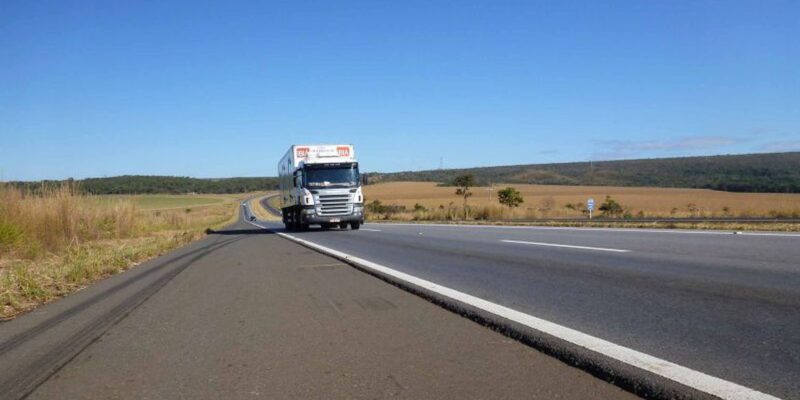 Pedágios ficam mais caros hoje nas rodovias paulistas