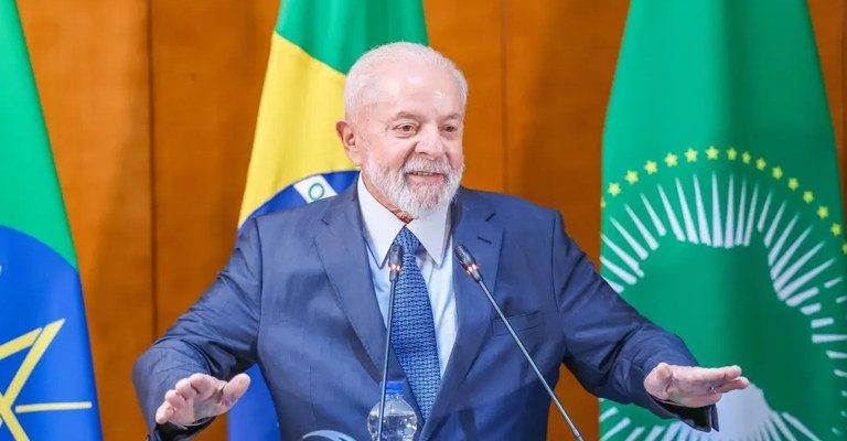 Na Etiópia, Lula exalta união entre Brasil e África durante coletiva de imprensa