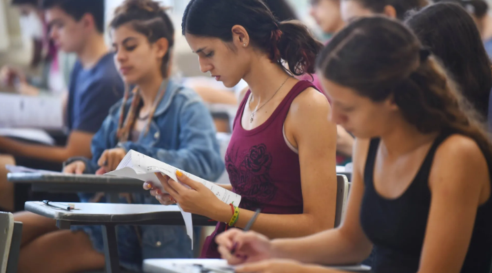 Uma Semana para o Enem: É o Momento de Relaxar ou Ainda É Possível Estudar?