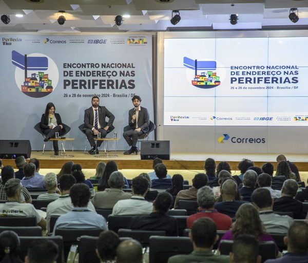 Encontro Nacional de Endereço nas Periferias promove diálogo sobre dignidade e cidadania para comunidades