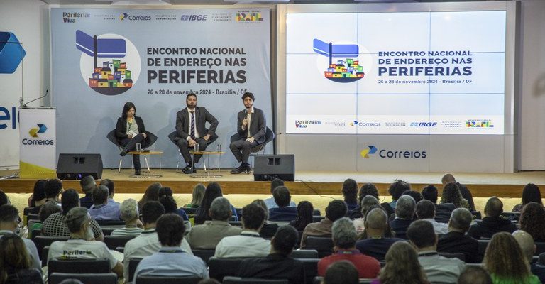 Encontro Nacional de Endereço nas Periferias promove diálogo sobre dignidade e cidadania para comunidades