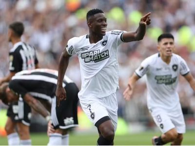 A América é gloriosa! Com um a menos desde o primeiro minuto, Botafogo vence o Galo e é campeão da Libertadores