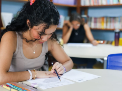 Enem: Apenas 10% dos Estudantes Obtêm Notas Superiores a 900 na Redação