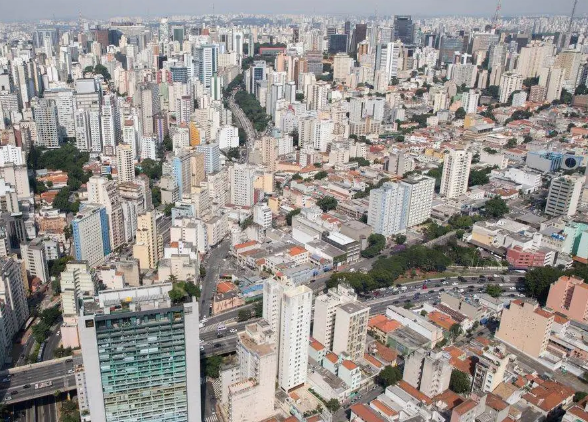 Um em cada cinco brasileiros reside em imóveis alugados, conforme IBGE