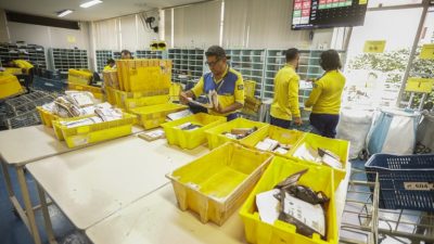 Empregados dos Correios já receberam 13º salário